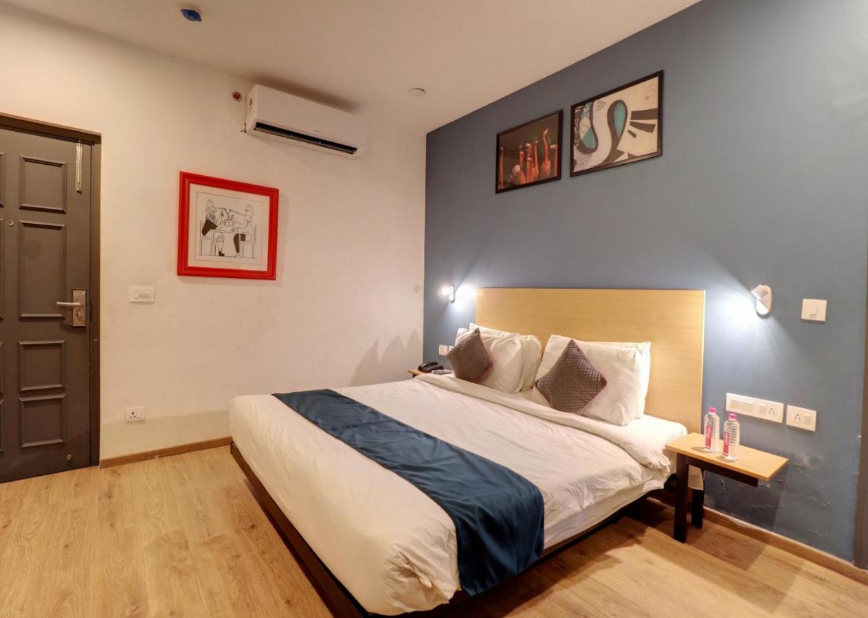 Hotel Mystic Falls Jaipur Bagian luar foto