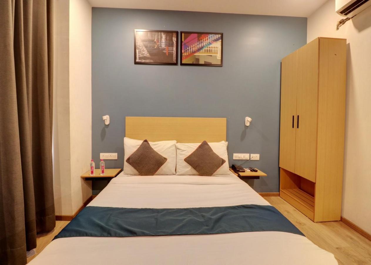 Hotel Mystic Falls Jaipur Bagian luar foto