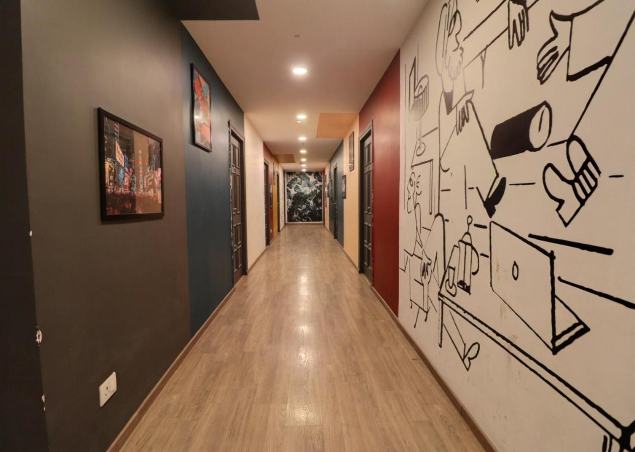 Hotel Mystic Falls Jaipur Bagian luar foto