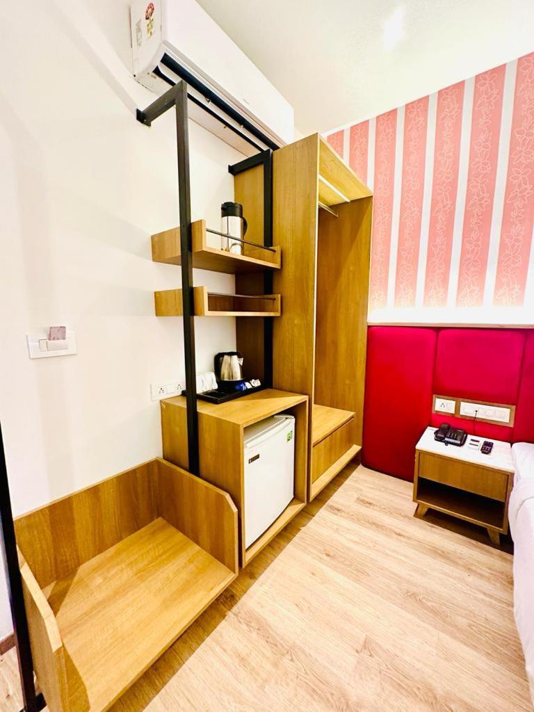 Hotel Mystic Falls Jaipur Bagian luar foto